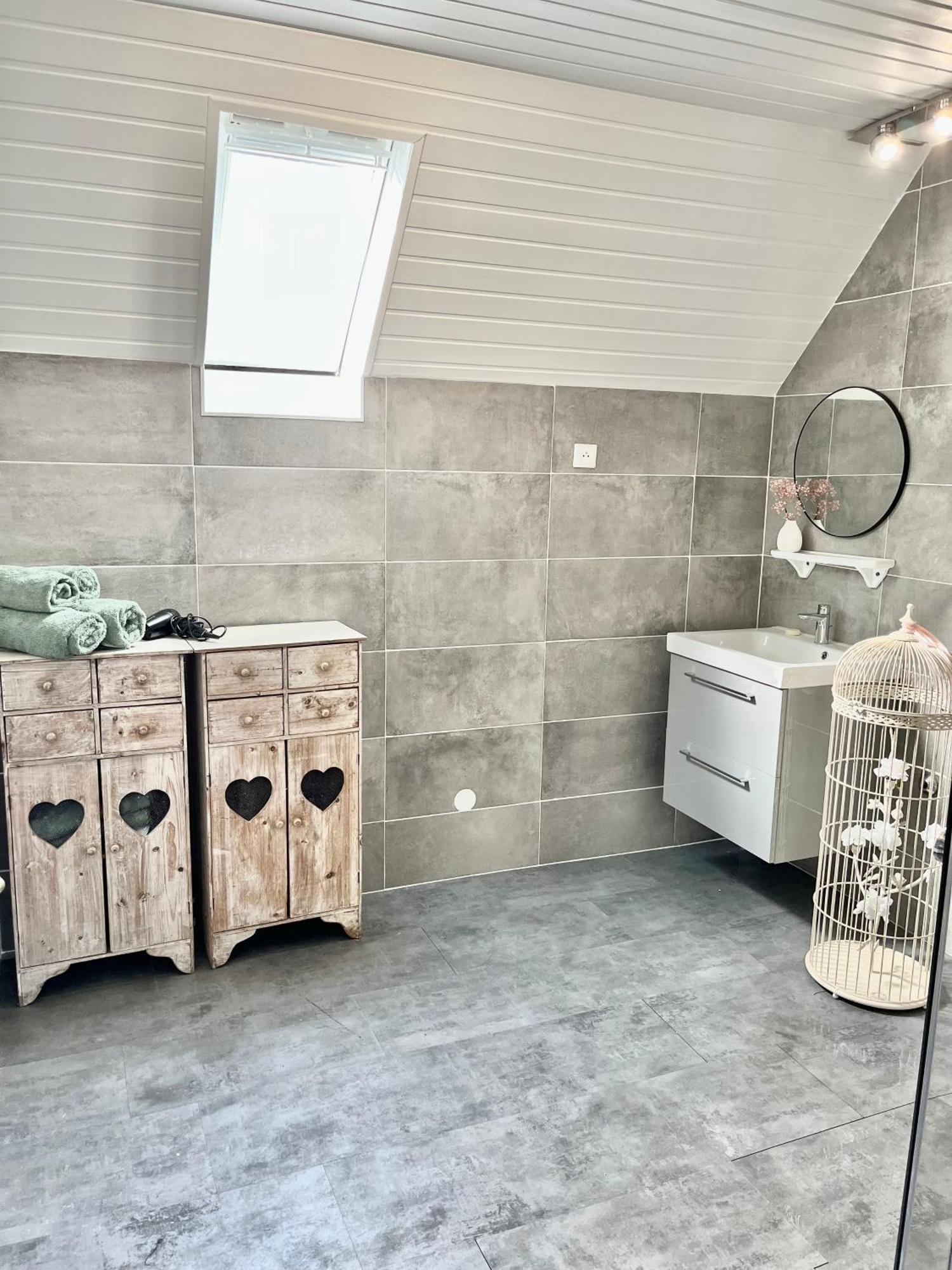 Villa Etage Entier Prive, 45M2 Chez Regine Schiltigheim Esterno foto